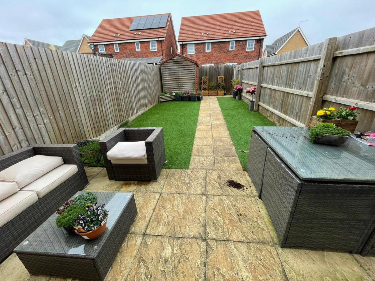Comet Place Wellingborough Eksteriør bilde